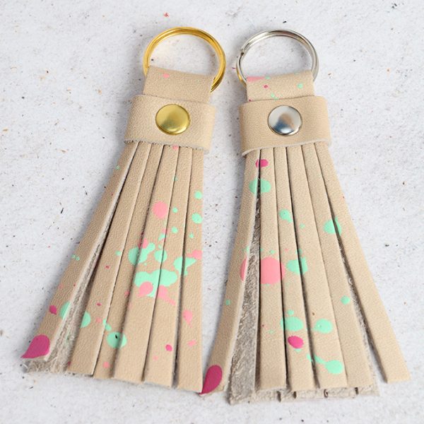 Pinky Dots tassel